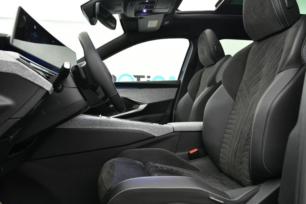 5008 Plug-in Hybrid 225 ch e-DCS7 GT occasion 17130 Montendre