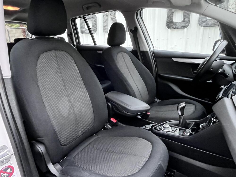 Serie 2 220i GRAN TOURER F46 Lounge 2015 occasion 83490 Le Muy