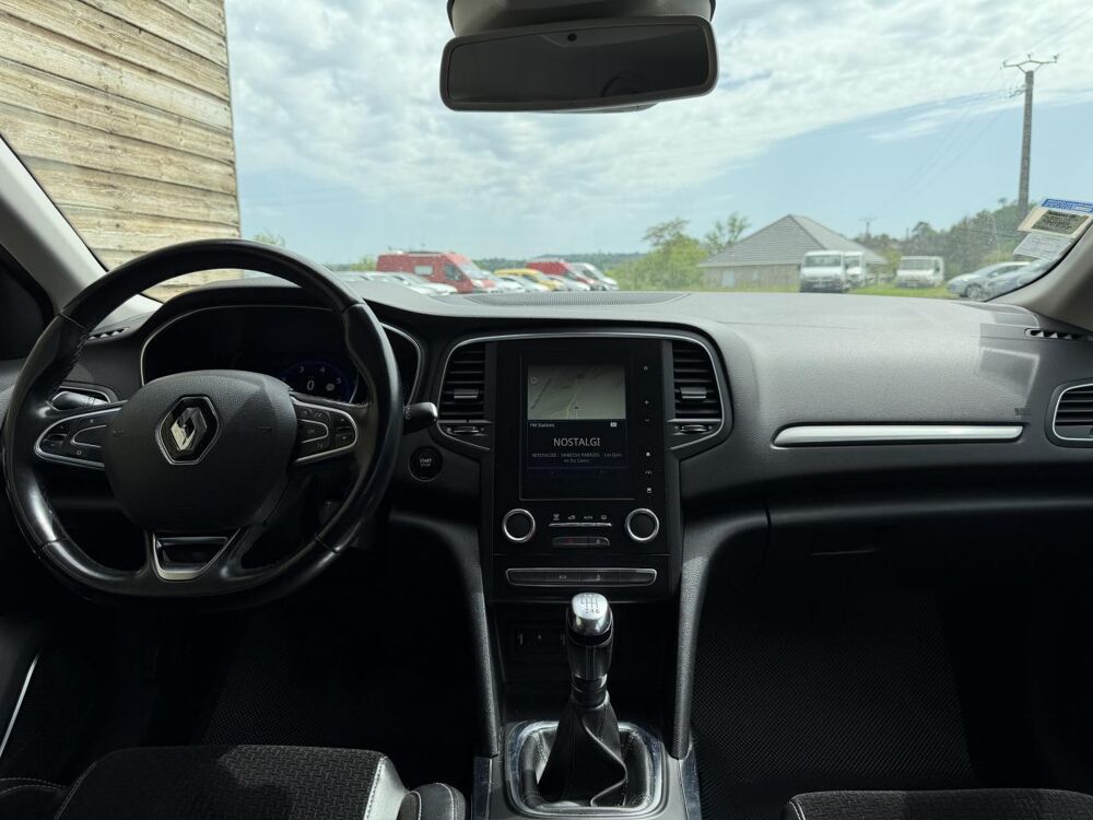 M&eacute;gane 1.2 Energy TCe - 130 IV BERLINE GT Line 2017 occasion 19100 Brive-la-Gaillarde
