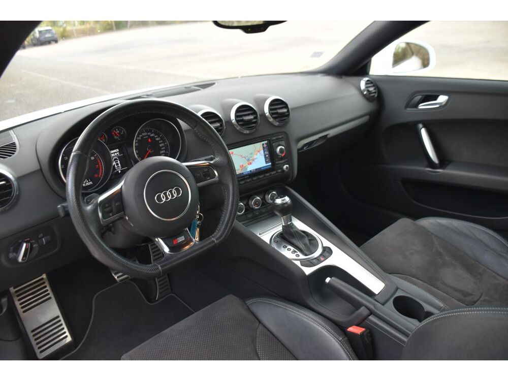 TT Coup&eacute; 2.0 TFSI - 211 - BV S-tronic COUPE 2007 S-Line PHASE 2013 occasion 06250 Mougins