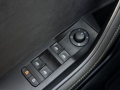Superb Sportline TSI PHEV Hyrbide recharg 218 DSG 1&egrave;re Main Attel 2020 occasion 67440 Marmoutier