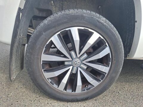 Amarok 3.0 TDI 225 CARAT PERMANENTE 4MOTION BVA 2017 occasion 56850 Caudan