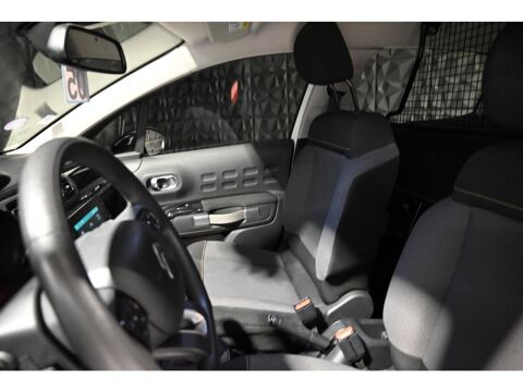 C3 1.2 PureTech 12V - 83 S&S 2016 BERLINE ENTREPRISE Feel Nav 2021 occasion 77100 Meaux