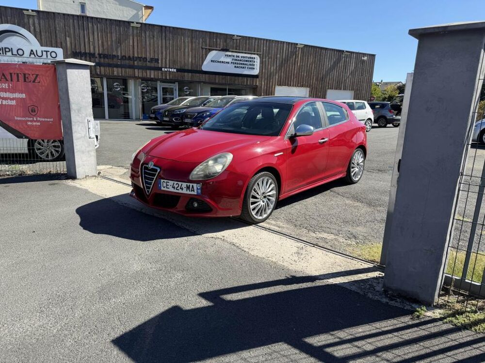 Giulietta 1.4 TB MultiAir - 170 S&S Bva Exclusive gps + clim + radar A 2012 occasion 19100 Brive-la-Gaillarde