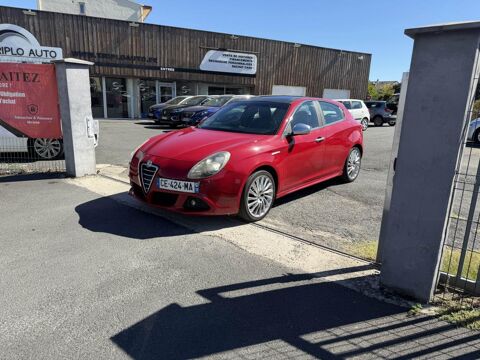 Giulietta 1.4 TB MultiAir - 170 S&S Bva Exclusive gps + clim + radar A 2012 occasion 19100 Brive-la-Gaillarde