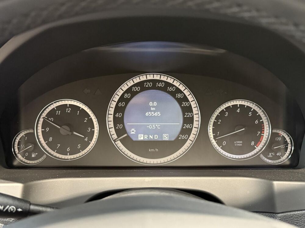 Classe E 350 avantgarde executive 7gtro 2009 occasion 54520 Laxou