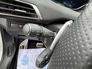 3008 Hybrid4 - 300 - BV e-EAT8 GT GPS + CAMERA AR + CARPLAY + CLI 2021 occasion 19100 Brive-la-Gaillarde