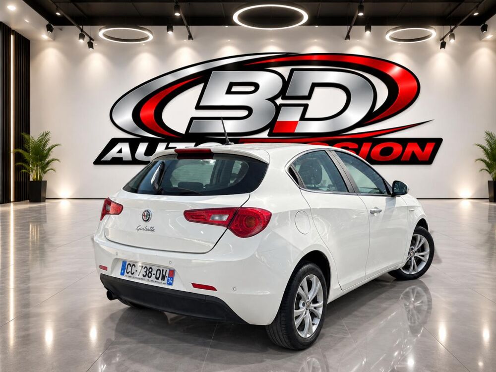 Giulietta 1.6 JTDM - 105 S/S BERLINE Exclusive / reprise possible 2012 occasion 30260 Orthoux-S&eacute;rignac-Quilhan