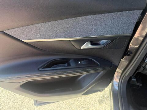3008 Hybrid - 225 Bva Allure Pack gps + clim + radar AR 2021 occasion 19100 Brive-la-Gaillarde