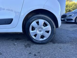 Twingo 1.0 SCe - 70 Euro 6 III BERLINE Life 2 PHASE 1 2016 occasion 33450 Montussan