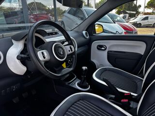 Twingo 1.0 Sce - 65 E6U III BERLINE Intens 2021 occasion 31660 Bessi&egrave;res