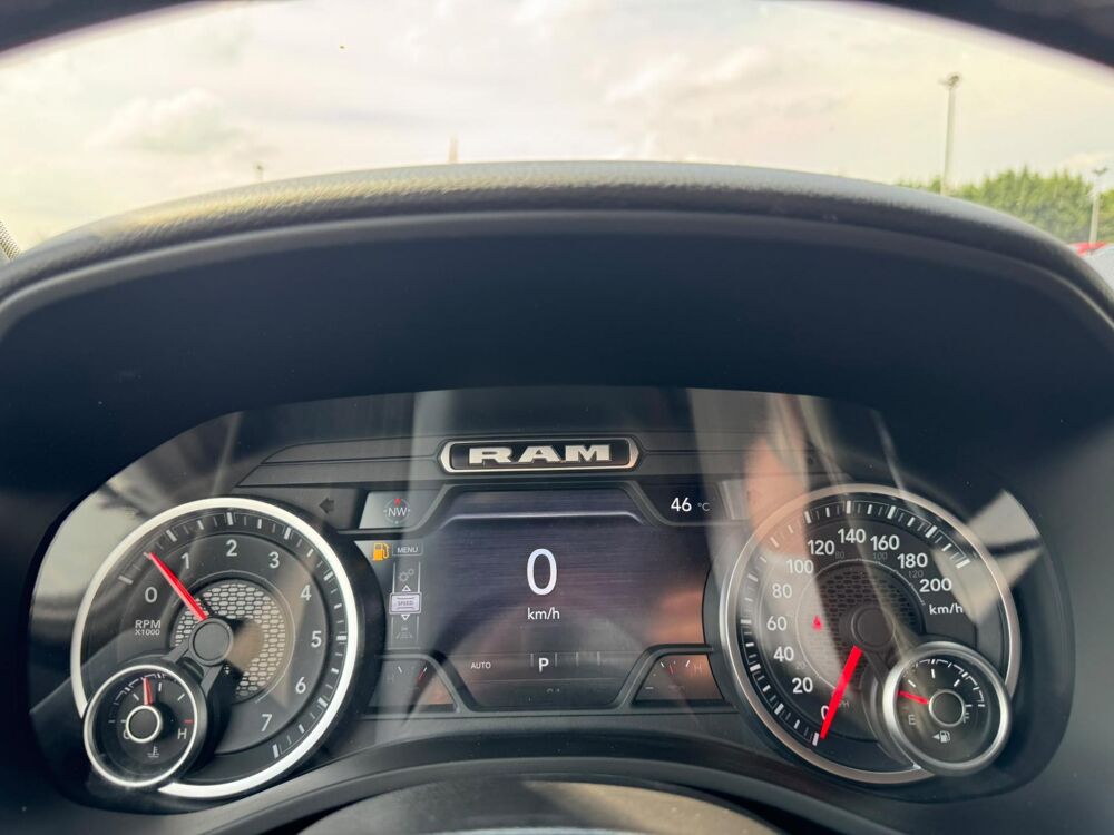 RAM 1500 CREW BIGHORN BACK COUNTRY V8 2026 occasion 91830 Le Coudray-Montceaux