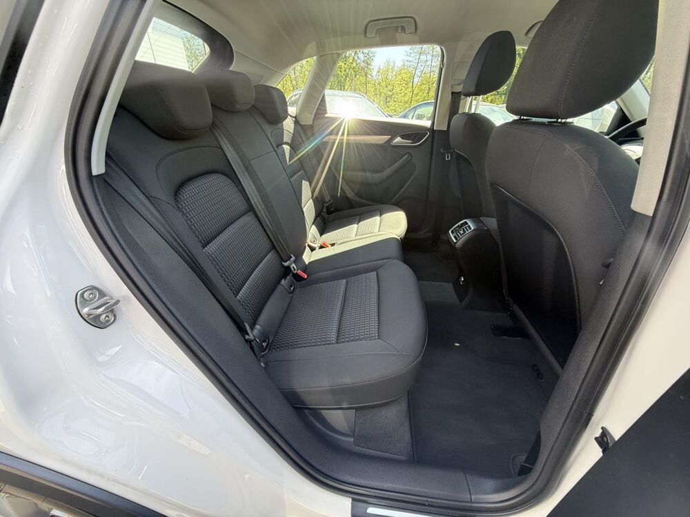 Q3 2.0 TDI - 120 - BV S-tronic Ambiente GPS + RADAR AV/AR + CL 2017 occasion 19100 Brive-la-Gaillarde