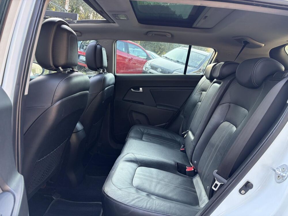Sportage 2.0 CRDI - 136ch 4x4 Premium / toit panoramique ouvrant / r 2011 occasion 30260 Orthoux-S&eacute;rignac-Quilhan