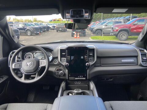 RAM 1500 CREW CAB BIGHORN NIGHT EDITION 2025 occasion 91830 Le Coudray-Montceaux