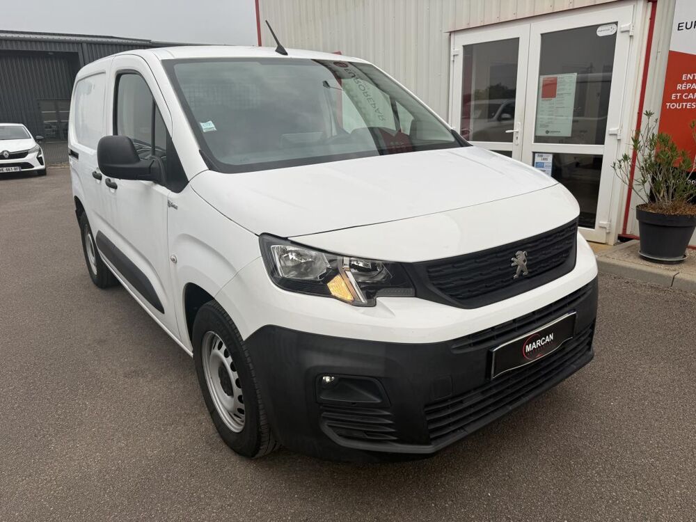 Partner Standard 1000KG 1.5 BlueHDi S&S - 130 III FOURGON Fourgon G 2020 occasion 71880 Ch&acirc;tenoy-le-Royal