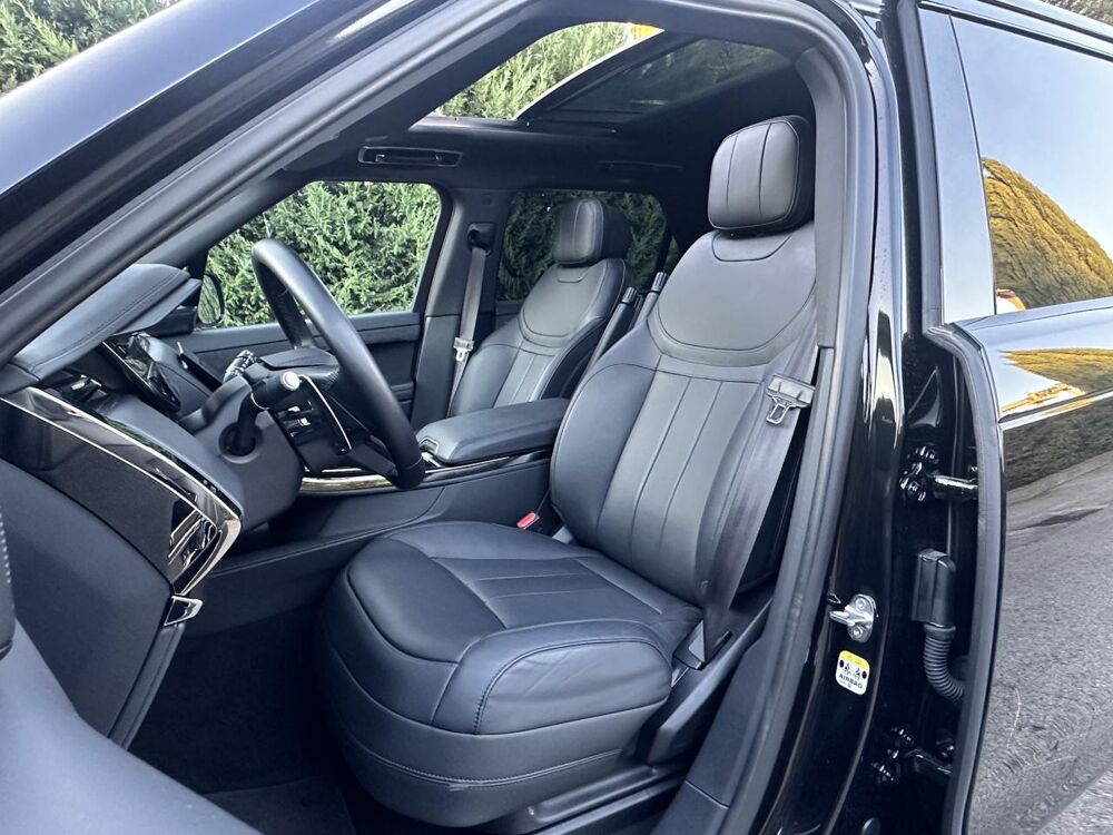Range Rover 3.0 P460E DYNAMIC HSE - GARANTIE 12/2029 - TOIT OUV - HUD - 2024 occasion 13760 Saint-Cannat