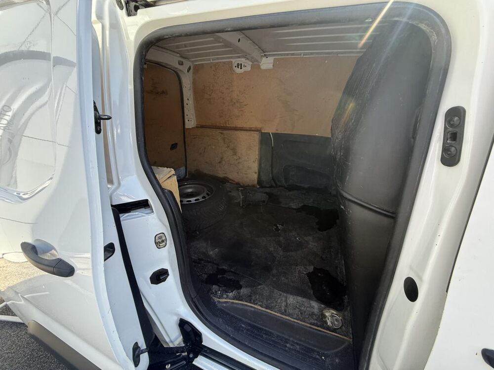 Berlingo 1.5 BlueHDI - 100 Fourgon M Driver 650 kg TVA RECUPERABLE + 2022 occasion 19100 Brive-la-Gaillarde