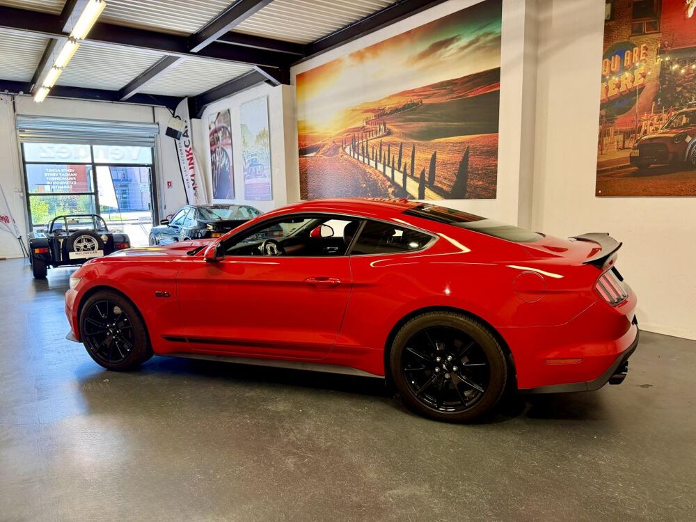 Mustang Fastback Black Shadow Edition 5.0 V8 421CV 2017 occasion 38330 Montbonnot-Saint-Martin