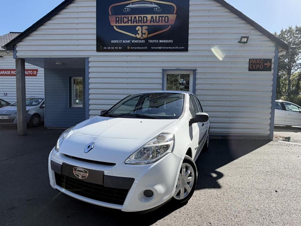 Clio 1.2i 16V - 75 Euro 5  III BERLINE Aliz&eacute; 2012 occasion 35780 La Richardais
