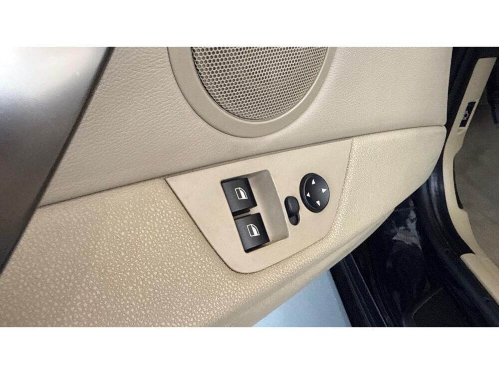 Z4 Roadster 2.5si / SUIVI BMW / SIEGE CHAUFFANT / SIEGE CUIR 2006 occasion 17600 Saujon