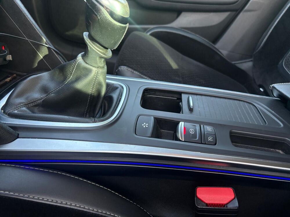 M&eacute;gane 1.6 Energy dCi - 130 IV BERLINE Intens PHASE 1 2016 occasion 13400 Aubagne