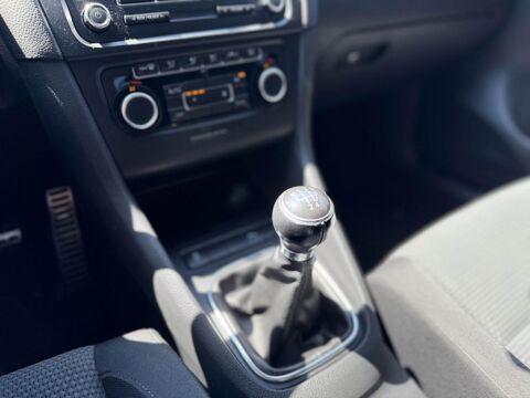 Golf CONFORTLINE 1.6 TDI 105CH - RADARS - REGULATEUR - BLUETOOTH 2012 occasion 13760 Saint-Cannat