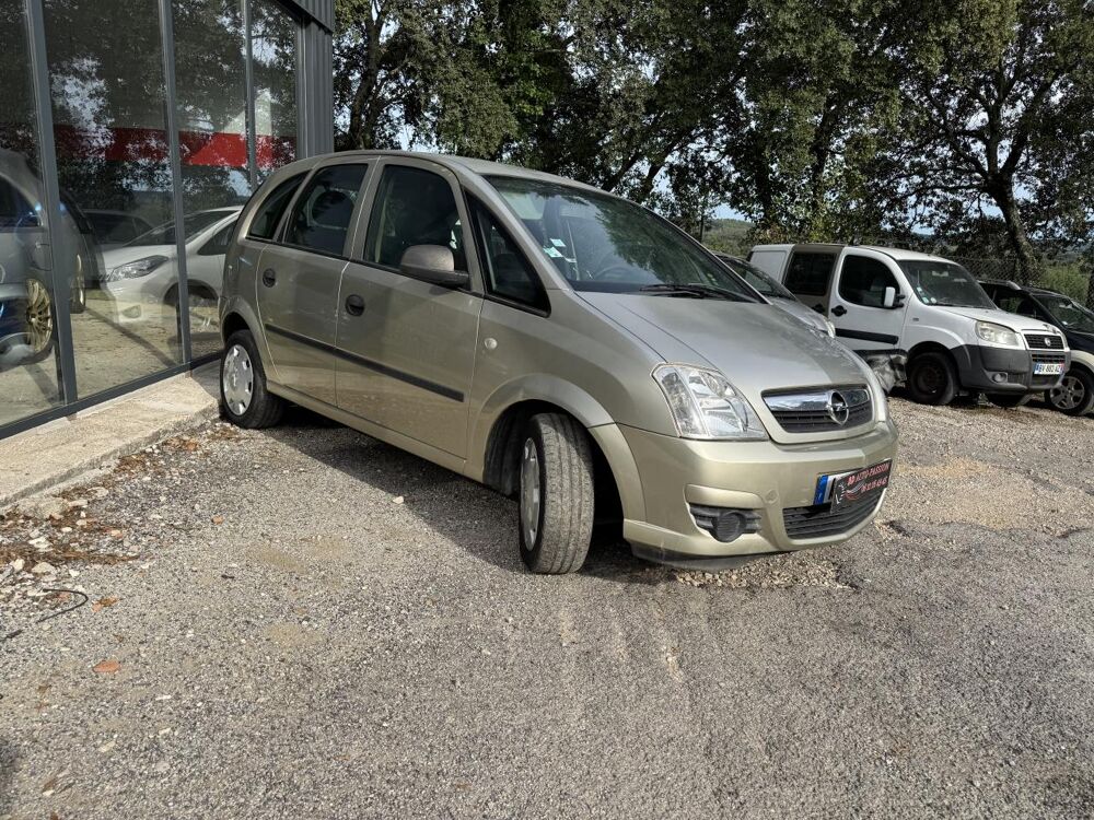 Meriva 1.4i 90ch / distribution par cha&icirc;ne / entretien et 4 pneus n 2010 occasion 30260 Orthoux-S&eacute;rignac-Quilhan