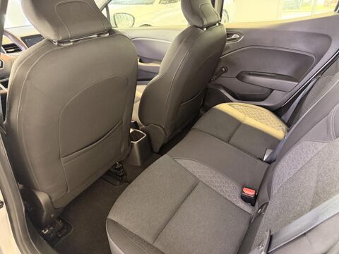 Clio 1.5 BLUEDCI 85CH BUSINESS GARANTIE 12 MOIS 2021 occasion 16000 Angoul&ecirc;me