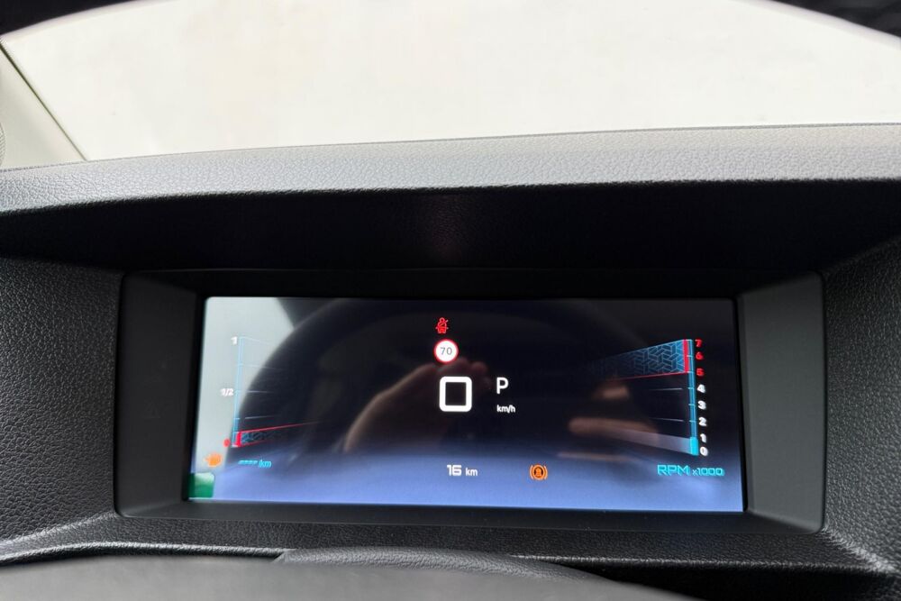 Jumpy FOURGON M 2.2 BLUEHDI 180 PACK PREMIUM CONNECT EAT8 2026 occasion 38550 Clonas-sur-Var&egrave;ze