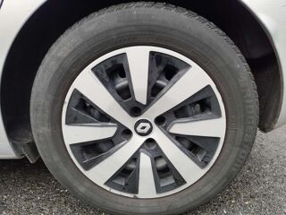 Clio 1.6 E-Tech Hybride - 145CV - BVA - multi-modes - Evolution 2022 occasion 77185 Lognes