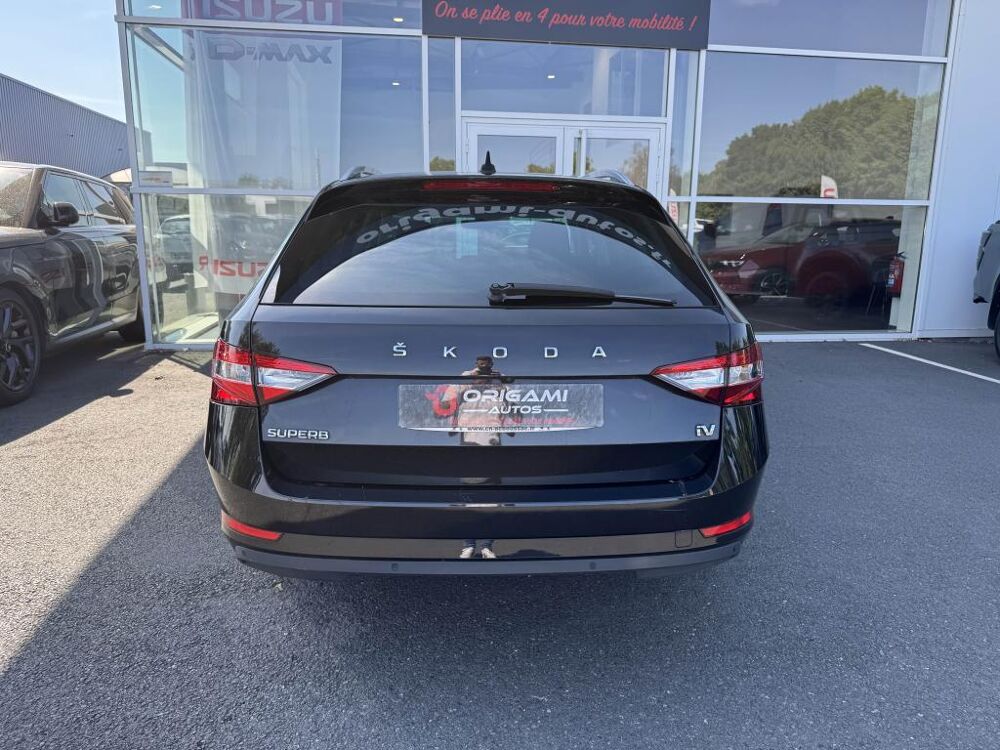 Superb BUSINESS TSI PHEV 218 DSG BREAK 2021 occasion 44700 Orvault