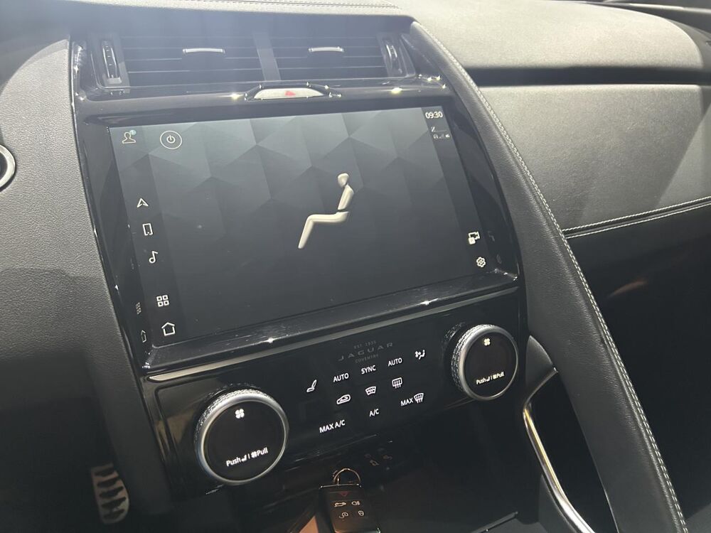E-PACE P300e - PHEV - BVA - Stop/Start - AWD R-Dynamic Black Editi 2022 occasion 47200 Saint-Pardoux-du-Breuil