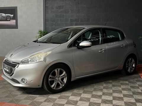 208 1.6 VTi 120CH BVA FINITION Allure MOTEUR A CHAINE - GARANTIE 2015 occasion 33700 M&eacute;rignac
