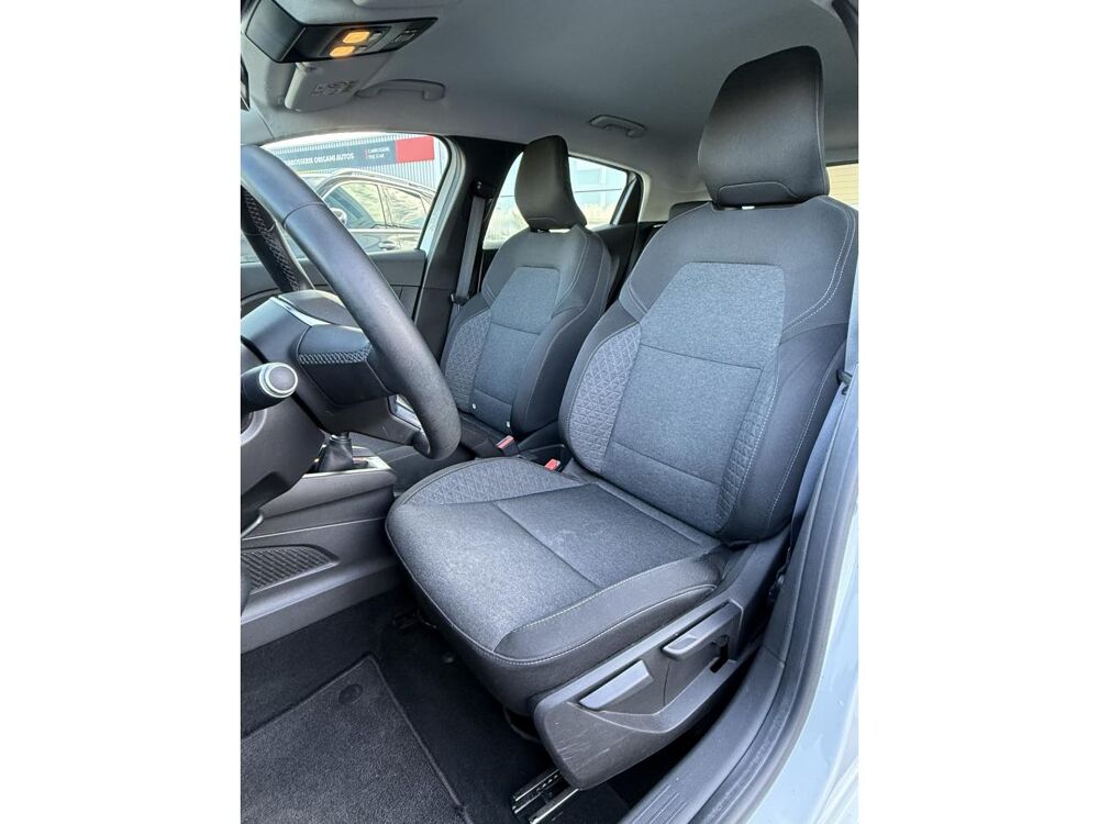 Clio V BUSINESS SCE 65ch **APPLE CARPLAY ET ANDROID AUTO** 2021 occasion 44700 Orvault