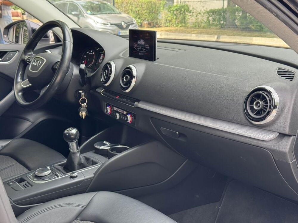 A3 Berline 1.4 TFSI Ultra - 150 8V BERLINE Ambiente 2014 occasion 77185 Lognes