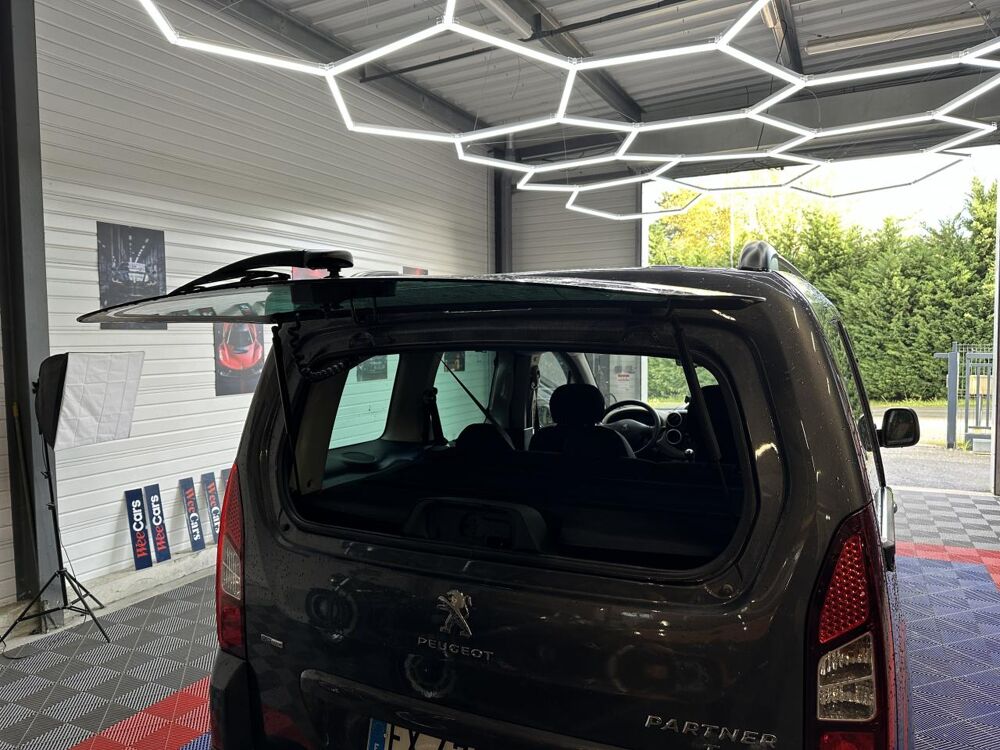 Partner COMBI 1.2 PURETECH 110 ACTIVE START-STOP 2017 occasion 33370 Artigues-pr&egrave;s-Bordeaux
