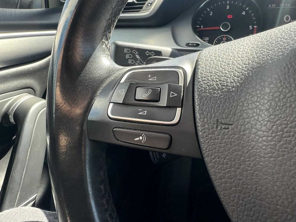 Passat CC CARAT 2.0 TDI 177 DSG 6 2013 occasion 49070 Beaucouz&eacute;