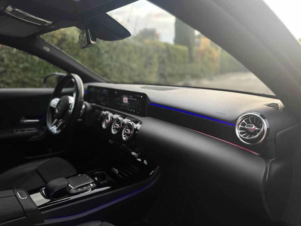 Classe A 180 AMG Line - CAM - LEDS D\'AMBIANCE - PACK SPORT BLACK 2020 occasion 13760 Saint-Cannat