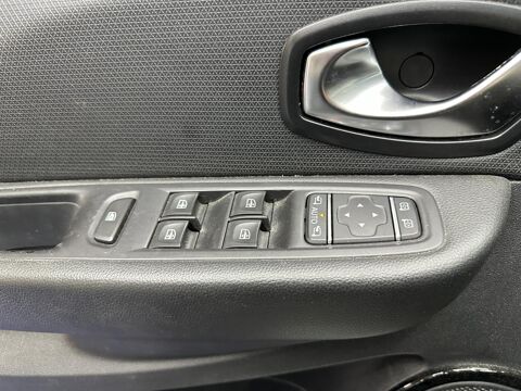 Clio 1.2 TCE 120 ENERGY EDITION ONE EDC BVA 2017 occasion 33370 Artigues-pr&egrave;s-Bordeaux