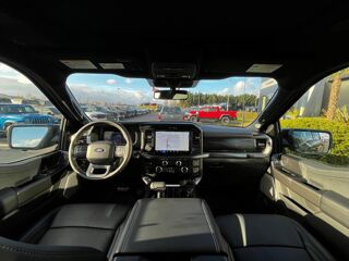 Divers Supercrew LARIAT Black Package V8 5.0L 2025 occasion 91830 Le Coudray-Montceaux
