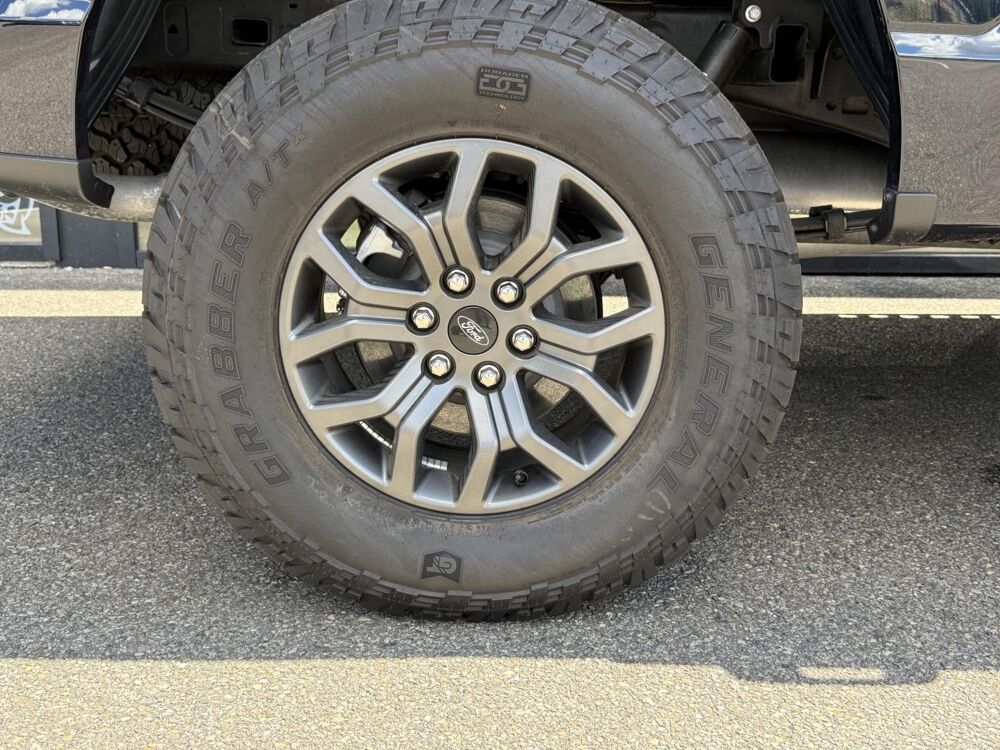 Divers SUPERCREW TREMOR 4x4 2022 occasion 91830 Le Coudray-Montceaux