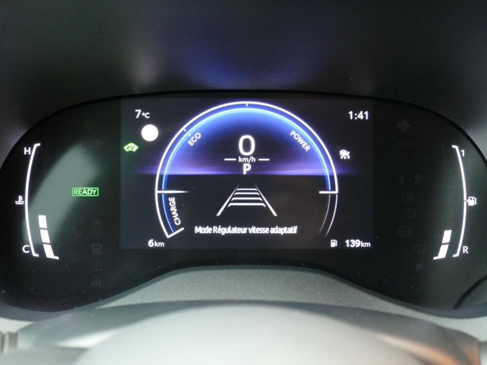 Yaris IV HYBRID 116H DESIGN - BV e-CVT 2025 occasion 77090 Coll&eacute;gien