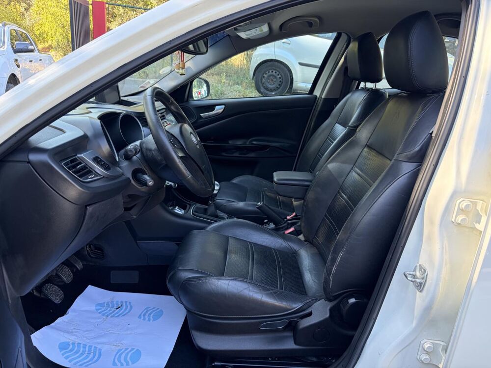 Giulietta 1.6 JTDM - 105 S/S BERLINE Exclusive / reprise possible 2012 occasion 30260 Orthoux-S&eacute;rignac-Quilhan