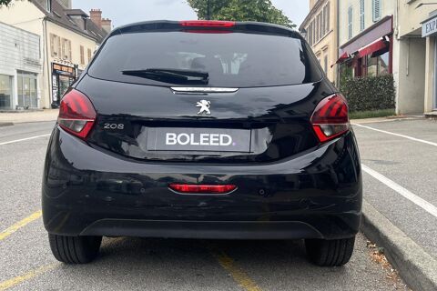 208 1.2i -Signature -82ch - courroie chang&eacute; - carplay - camera d 2019 occasion 78760 Jouars-Pontchartrain