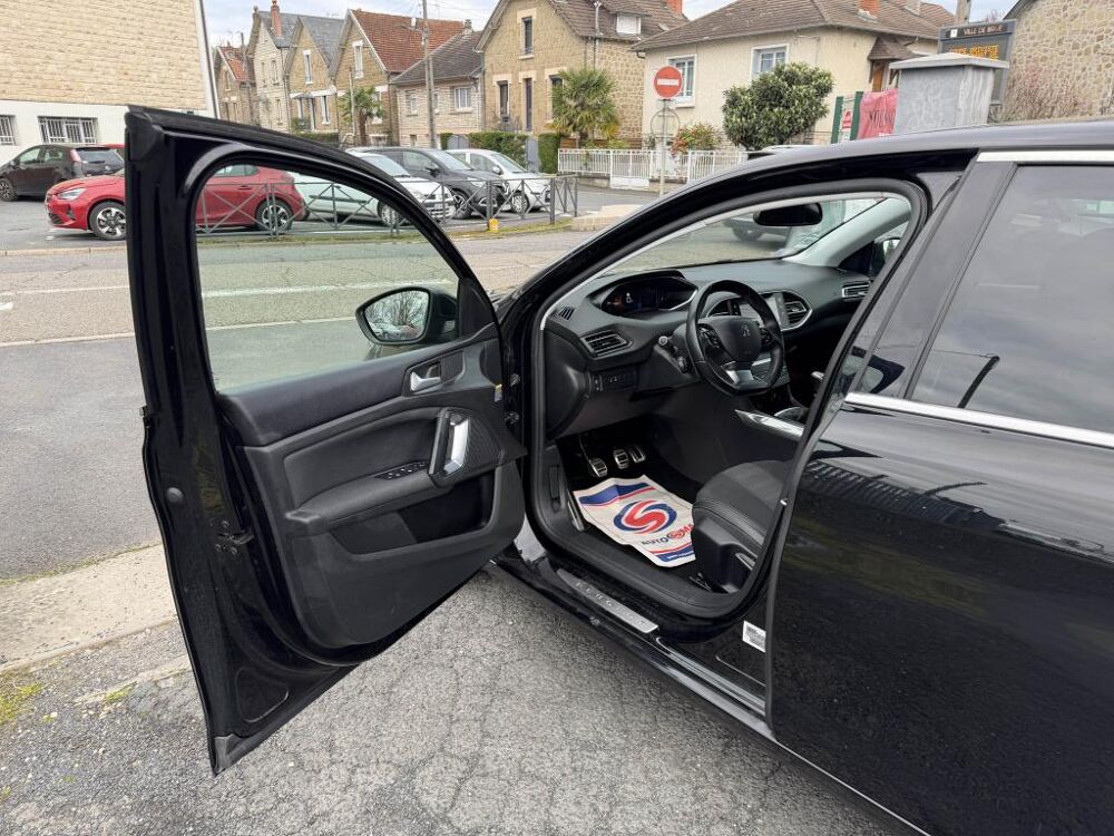 308 1.5 BlueHDi S&S - 130 Allure Pack Gps + clim + camera AR + a 2021 occasion 19100 Brive-la-Gaillarde