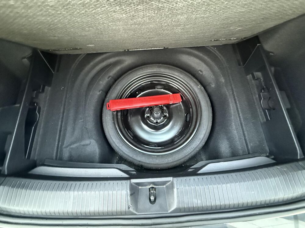 Golf SW 2.0 TDI SCR - 116 Bva Life Business - CARPLAY + CAMERA AR 2022 occasion 19100 Brive-la-Gaillarde