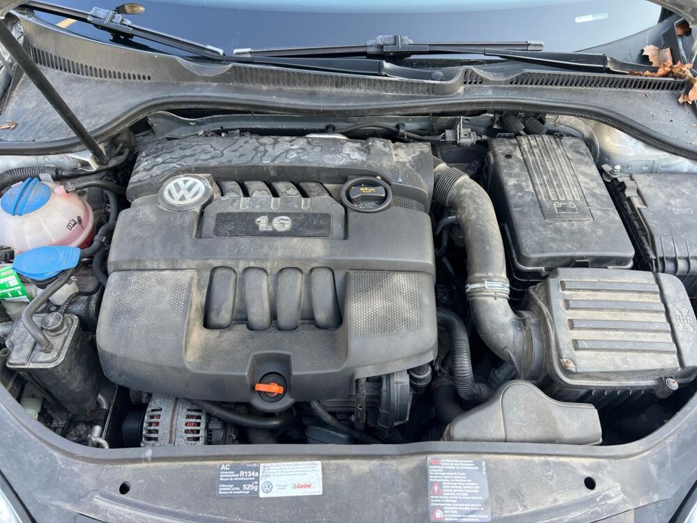 Golf 1.6i - 102 - BV Tiptronic V BERLINE Trend 2004 occasion 06250 Mougins