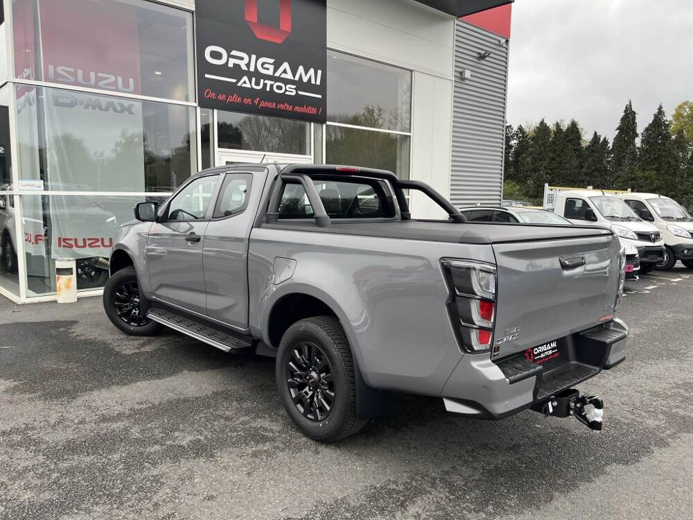 D-Max NOUVEAU 2.2 L ! * 44 724 HT *SPACE NITRO SPORT 2.2 A/T 4x4 M 2026 occasion 44700 Orvault