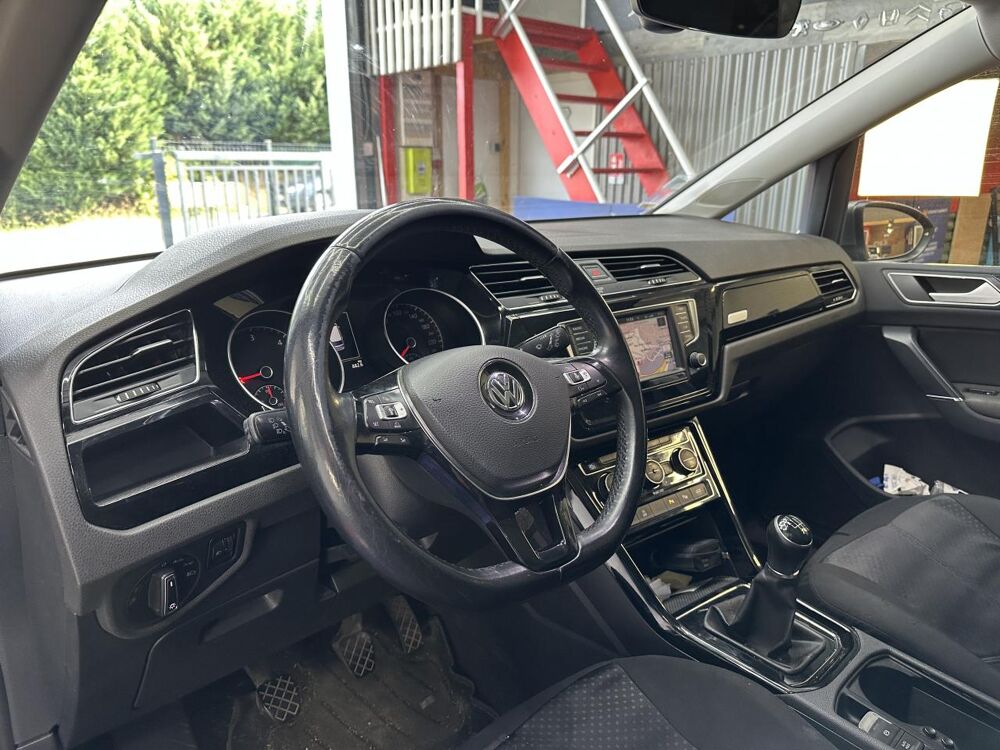 Touran 2.0 TDI 150 BLUEMOTION CARAT 2016 occasion 33370 Artigues-pr&egrave;s-Bordeaux